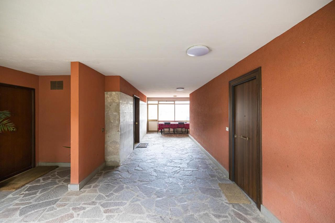 Luminoso Appartamento Con Terrazzo A La Storta Рим Экстерьер фото